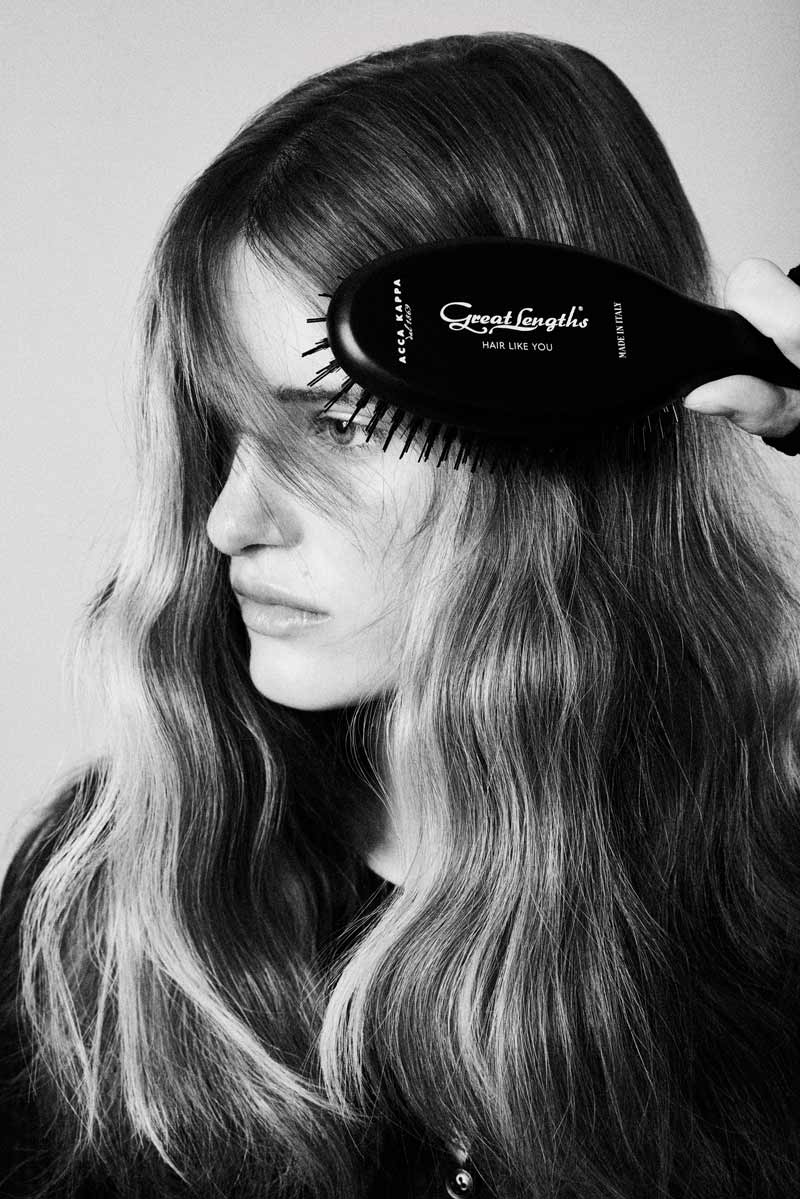 Great Lengths Brush